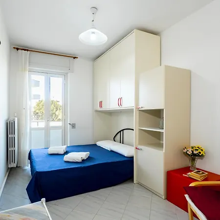 Guesthost - Spacious Flat X4 With Patio And Garden *