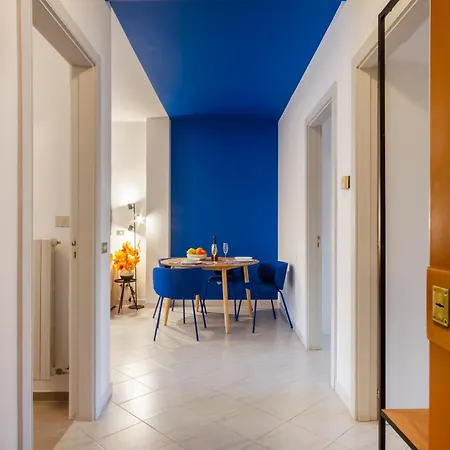 Apartamento Guesthost - Spacious Flat With Patio And Garden Otranto