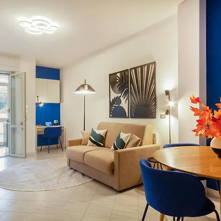 Guesthost - Spacious Flat With Patio And Garden *