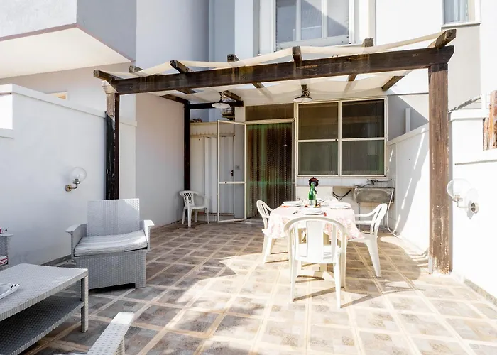 Guesthost - Spacious Flat X4 With Patio And Garden オートラント