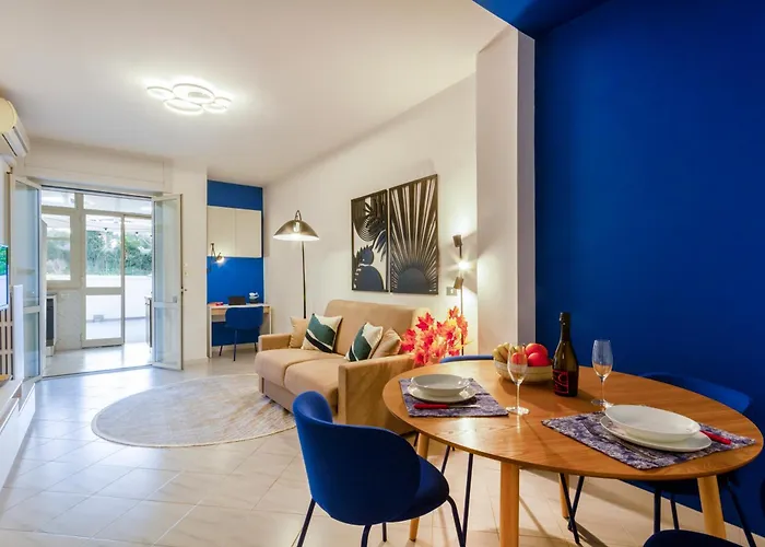 Guesthost - Spacious Flat X4 With Patio And Garden 아파트 오트란토