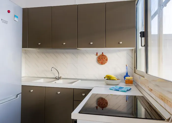 Guesthost - Spacious Flat X4 With Patio And Garden