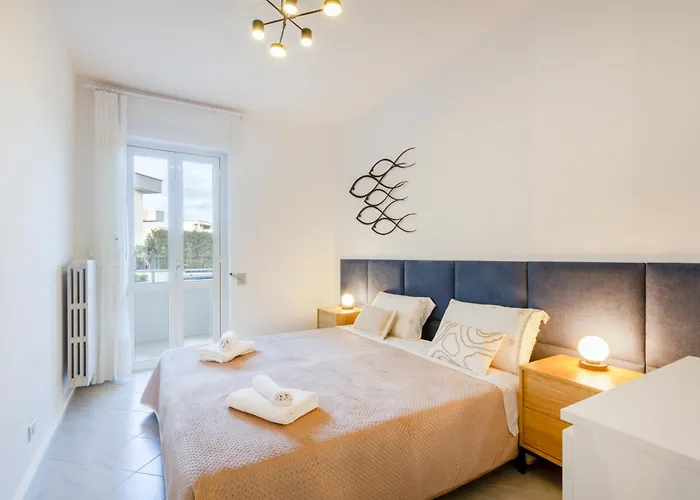 Apartman Guesthost - Spacious Flat X4 With Patio And Garden Otranto