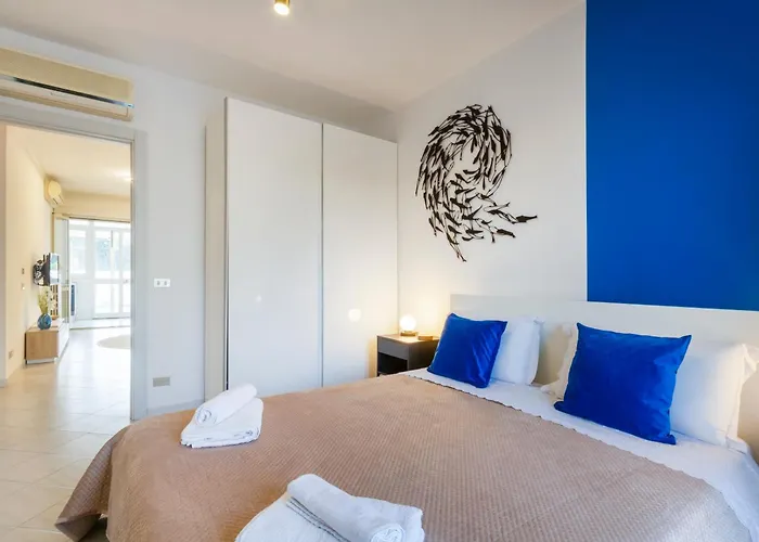 Apartman Guesthost - Spacious Flat X4 With Patio And Garden Otranto